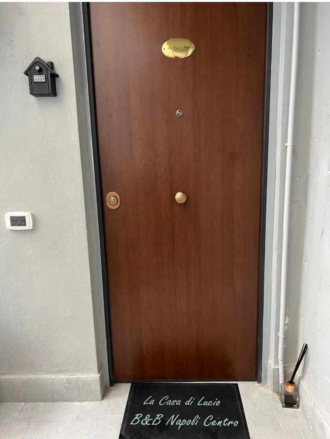 مبيت وإفطار Napoli Centro-La Casa Di Lucio المظهر الخارجي الصورة